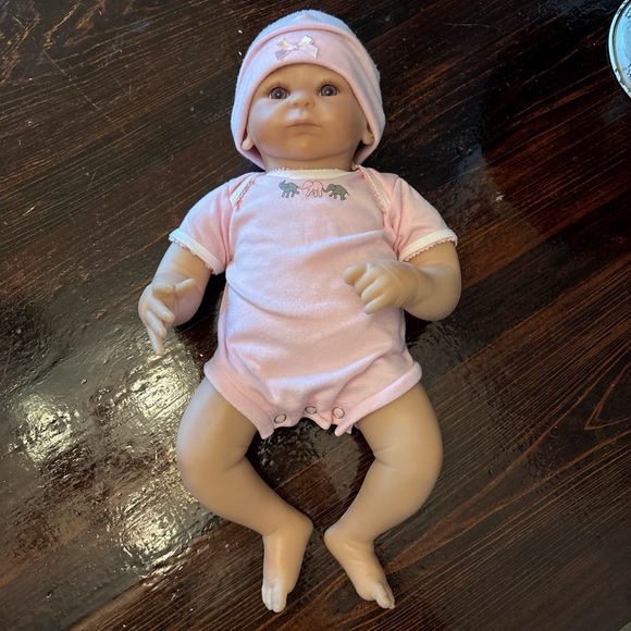 Little peanut - Picture 1 of 9